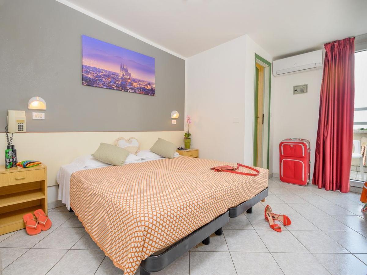 Hotel City Misano Adriatico Buitenkant foto